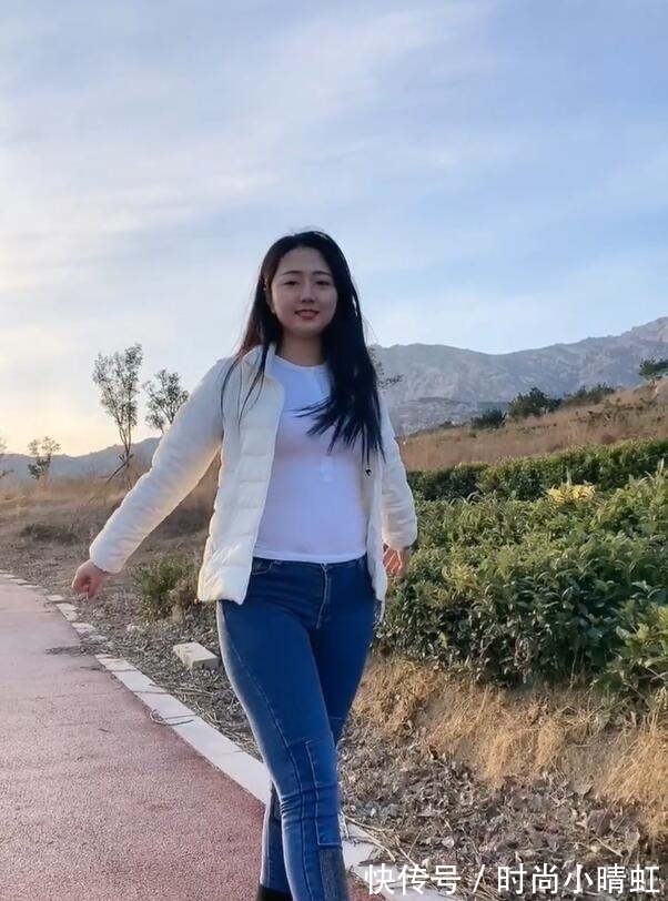 t恤 适合微胖女生的牛仔裤,百搭又个性