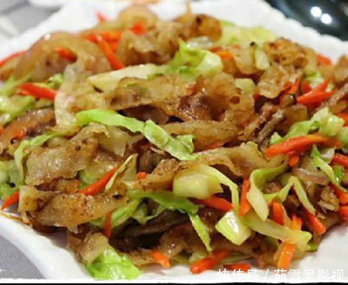  早餐|懒人必学的营养早餐，10分钟就出锅，吃上一小碗，精神一上午！