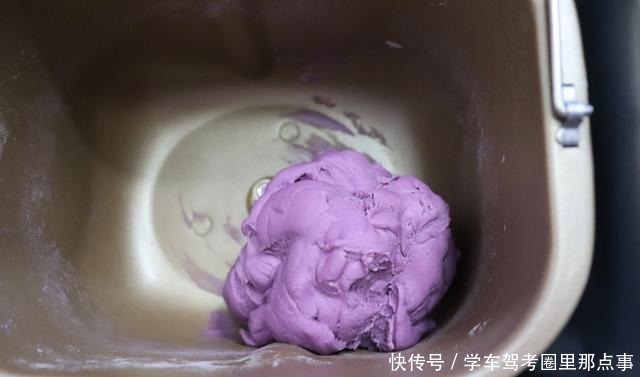 花卷懒人吃法,不用卷不用捏,筷子一压,3分钟搞定全家早餐!