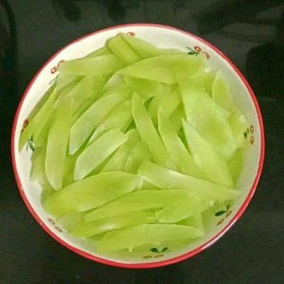 小米椒|莴笋炒猪舌