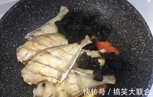 腥味|扒皮鱼这样做最好吃,跟着大厨学习准没错,鲜香肉嫩