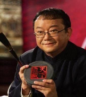 专业|和珅扮演者王刚书法明星书法中的佼佼者,专业眼光看毛病多多