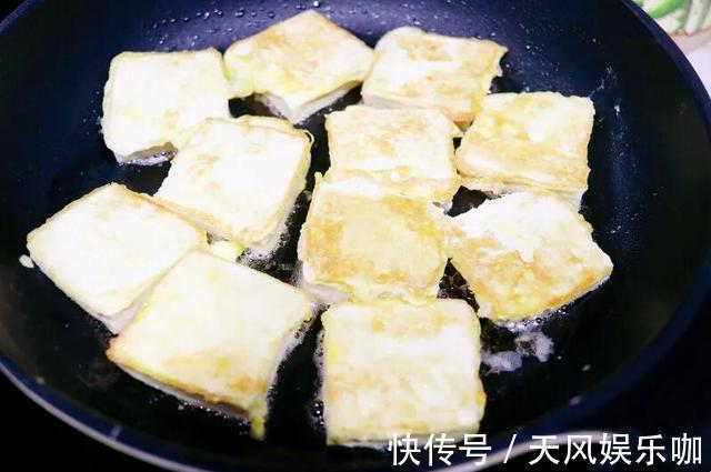 碎块|煎豆腐，不要直接下锅煎，多加1步，就算嫩豆腐也不碎块，不粘锅