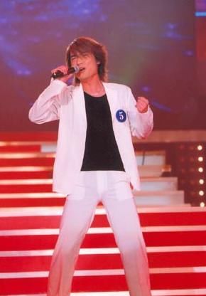 《星光大道》冠军现状：走穴、商演、销声匿迹，明星梦碎徒留凄凉