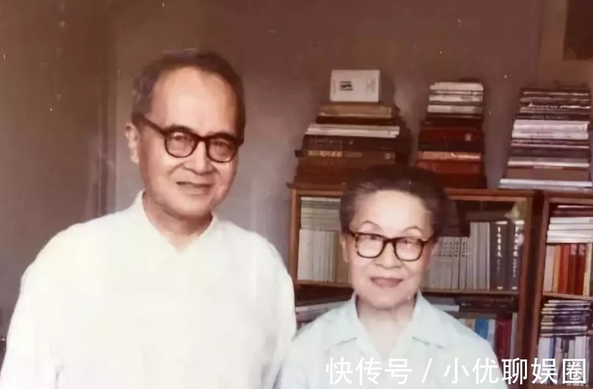 社会风气#女作家杨绛：物欲横流的社会，人不痛苦也难