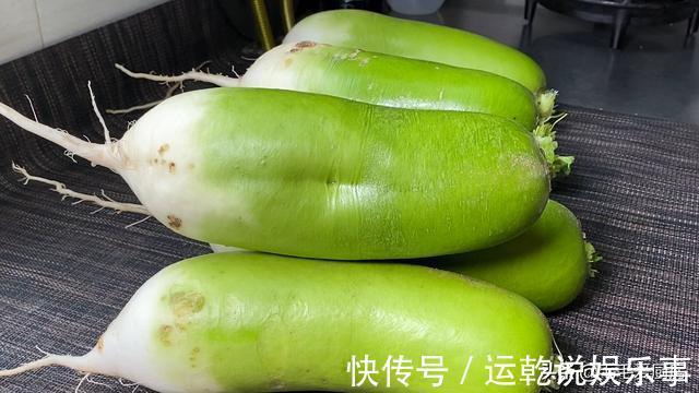 五香萝卜干|婆婆教我祖传腌萝卜配方,不用水不用油,又脆又香,吃了还想吃