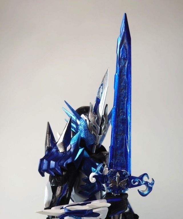 不死鸟|假面骑士圣刃魔改手办欣赏,克罗兹化身青龙剑士,不死鸟惊艳重涂