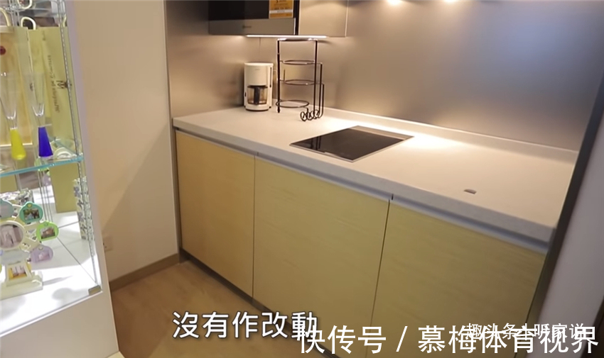 夫妻二人|香港夫妻买下16㎡微型房，利用3米层高做阁楼，半平米不敢浪费