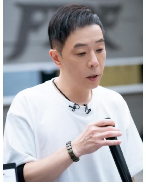 林晓峰|《披荆斩棘的哥哥》张智霖成功出圈，活粉榜超10w，冠军热门人选