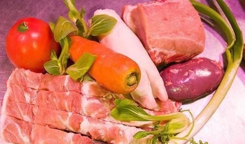 肉类食物|年龄越大，越应该吃肉？医生提醒：到了50岁后，2种肉不妨多吃点