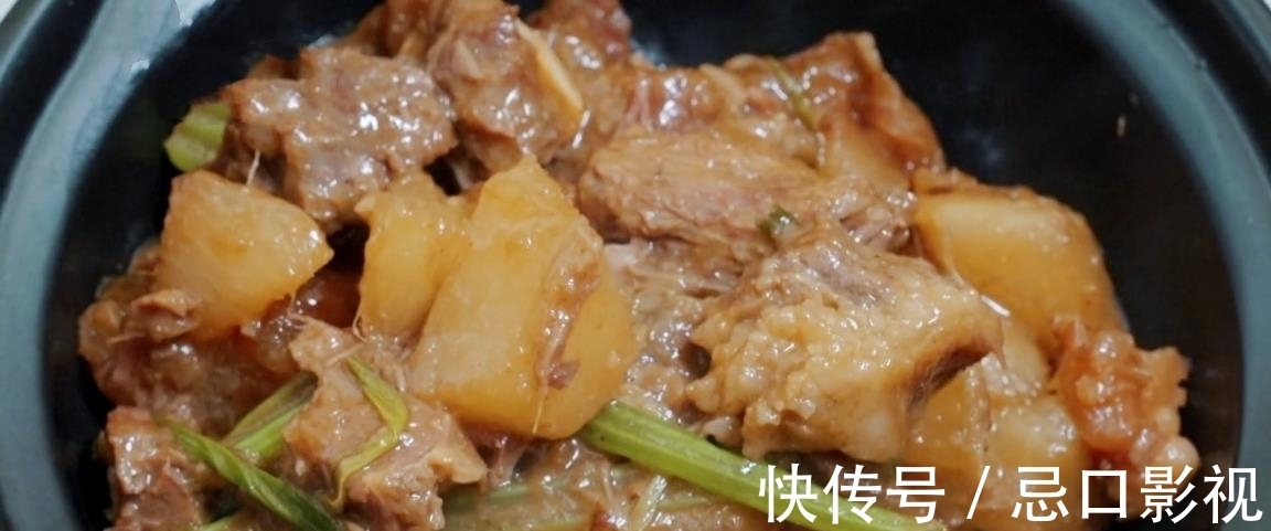 《大湾仔的夜》张智霖邀请团队化妆师吃饭,一个人收费299元