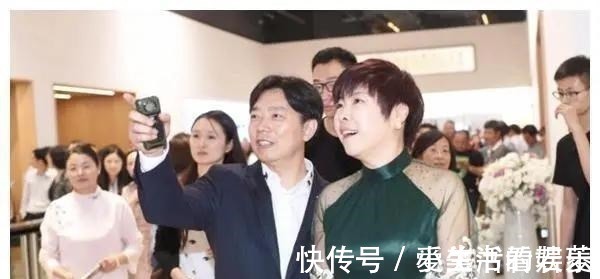 公共型&从国学大师到万人讨厌,被北大才子赶下台的于丹,到底经历了什么