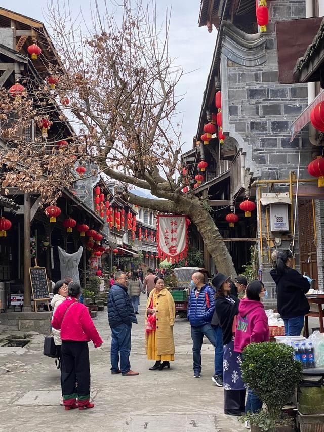 中年|住特色民宿、游年味古镇，今年春节在成都感受浓浓年味