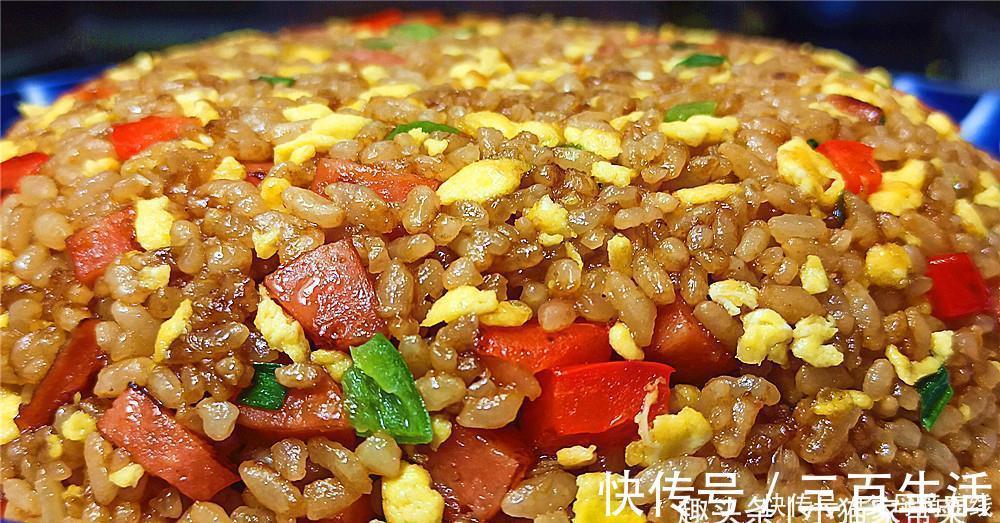 实用|“酱油炒饭”怎么炒好吃?教你一个简单实用的方法,做出来特别香