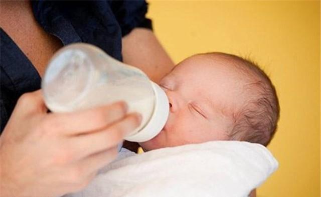 产科医生|哺乳期,宝妈可以吃无花果下奶吗?5种食物,吃一口涨奶600ml