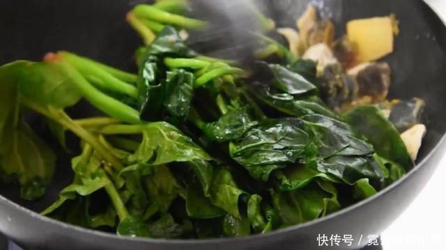 菠菜|菠菜这样吃,比大鱼大肉香,美味还补钙,孩子吃了营养好