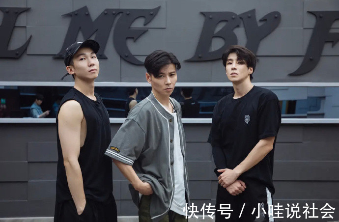 白举纲|张晋率队拿下第一,成《披哥》最大黑马,曾为保护蔡少芬怒骂金主