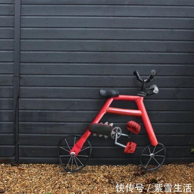 花式秀!儿子画成什么样,爸爸就能P成什么样子,花式秀父爱坐拥百万粉丝