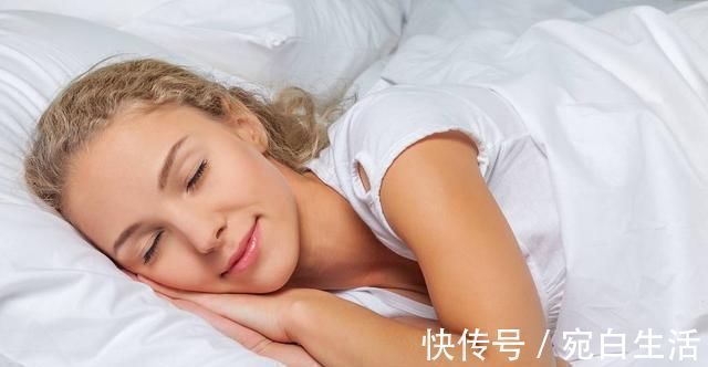 日常生活中|乳腺结节的根源找到了,牢记2吃、2不吃,将结节“扫地出门”