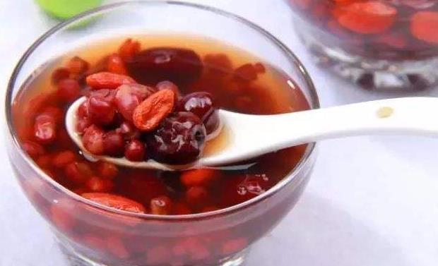 身体健康|枸杞水好处多多，每天一杯身体受益，更好保护身体健康