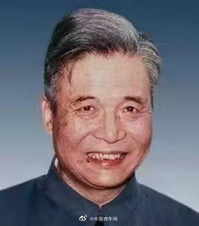 邓稼先|两弹元勋邓稼先诞辰97周年纪念日:大漠惊雷,梦冲九霄!
