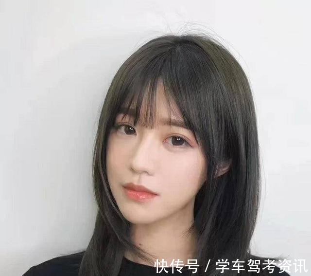 大波浪 初冬超火的几款发型,初恋发秒变邻家妹妹,一举击中直男的心!