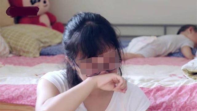 妈妈们|35岁全职妈妈的二胎生活,引起无数网友共鸣:真的是太辛苦了!