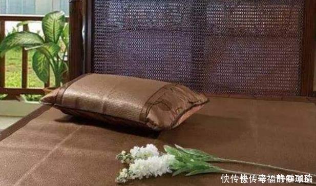 妙招|晚上睡凉席还是热记住这个小妙招,不开空调,也能睡到天亮