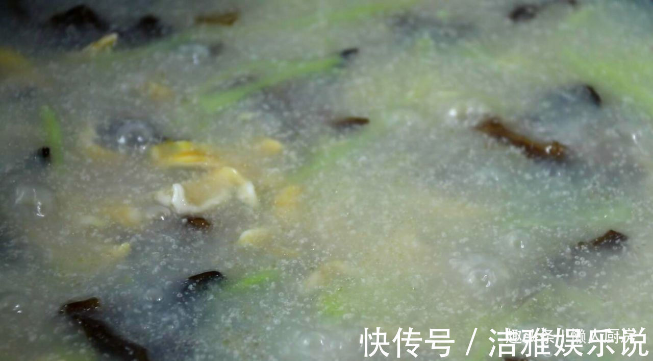 肉嫩|蛏子别只会炒着吃,教你做一碗蛏子汤,鲜中带香,肉嫩不老