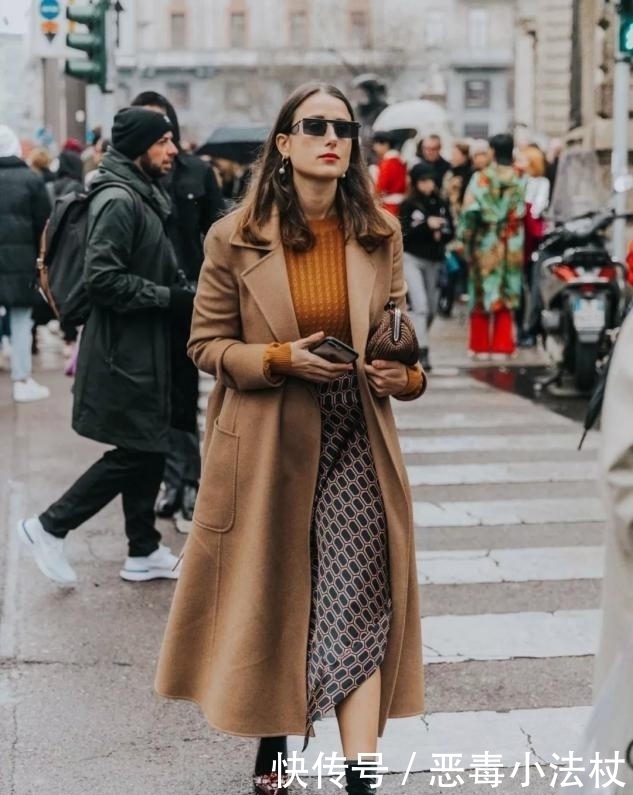 配色|不懂驼色怎么穿出高级?它的最美“配色”在此,优雅时髦精最爱