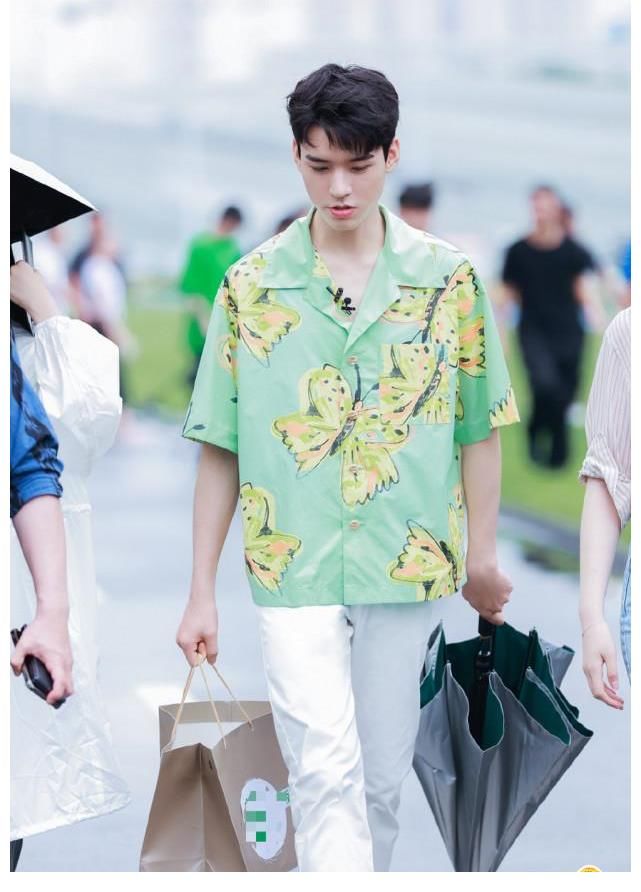 明星們|龔俊都離開了，《中餐廳》才上了一次熱搜？《中餐廳5》咋糊了？