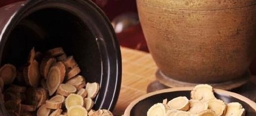 黄芪|常喝黄芪水百病消:加这一味效果更好,补气补血。