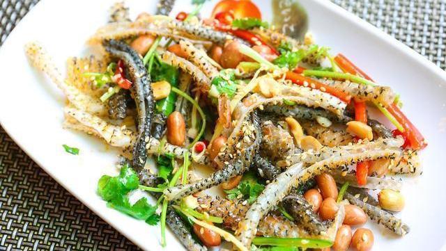 皮肤|藏在身边的“胶原蛋白”,女人常吃,或能紧致肌肤,不做黄脸婆