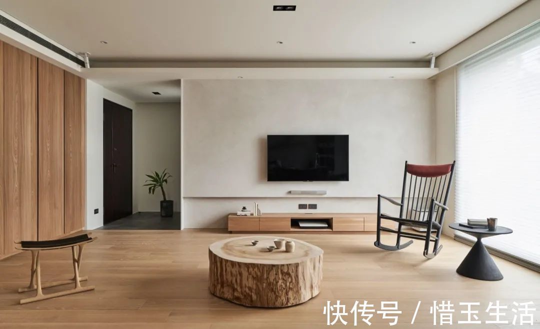 次卧床头墙|90㎡现代简约,开放式的客餐厨,取消沙发的设计,宽敞舒适大气