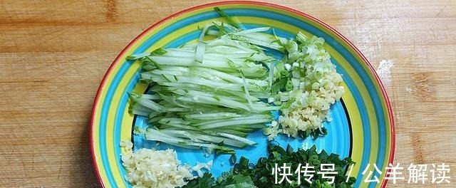 自从知道做豆腐脑这么简单，我家一周吃3次，鲜香嫩滑，比买的好！