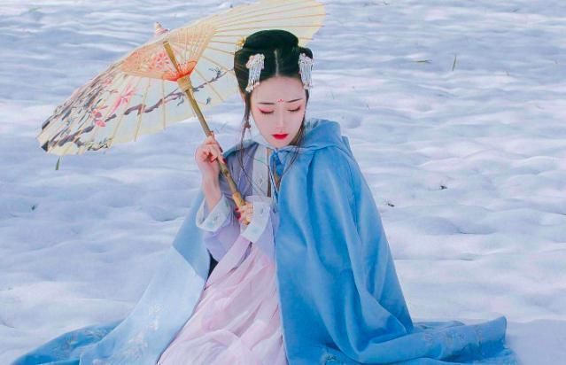 天际&柳永很经典的一首词,写尽了男女相思之苦,让很多人读后落泪