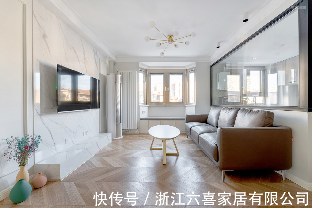 卫生间|58㎡一居室拥有超大厨房+超长玄关,尽显不一样的现代轻奢风