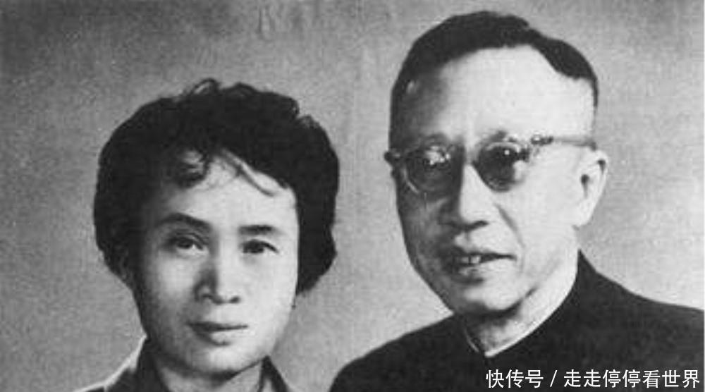 开国皇帝|晚年的溥仪为什么拒绝清朝最美格格，而选择一个二婚护士一起