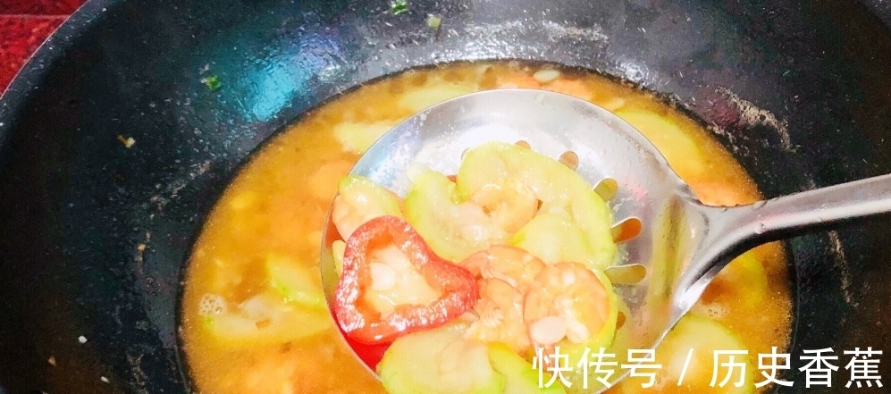 鲜虾|立秋将至,最该吃一个菜,鲜甜补水润秋燥,家人常吃有食欲