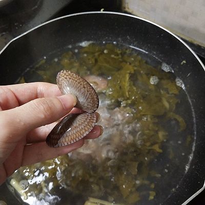 酸菜|潮汕生蚝花甲酸菜开胃汤