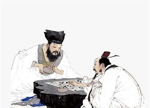 康熙和近身侍卫下象棋,半个月后见侍卫