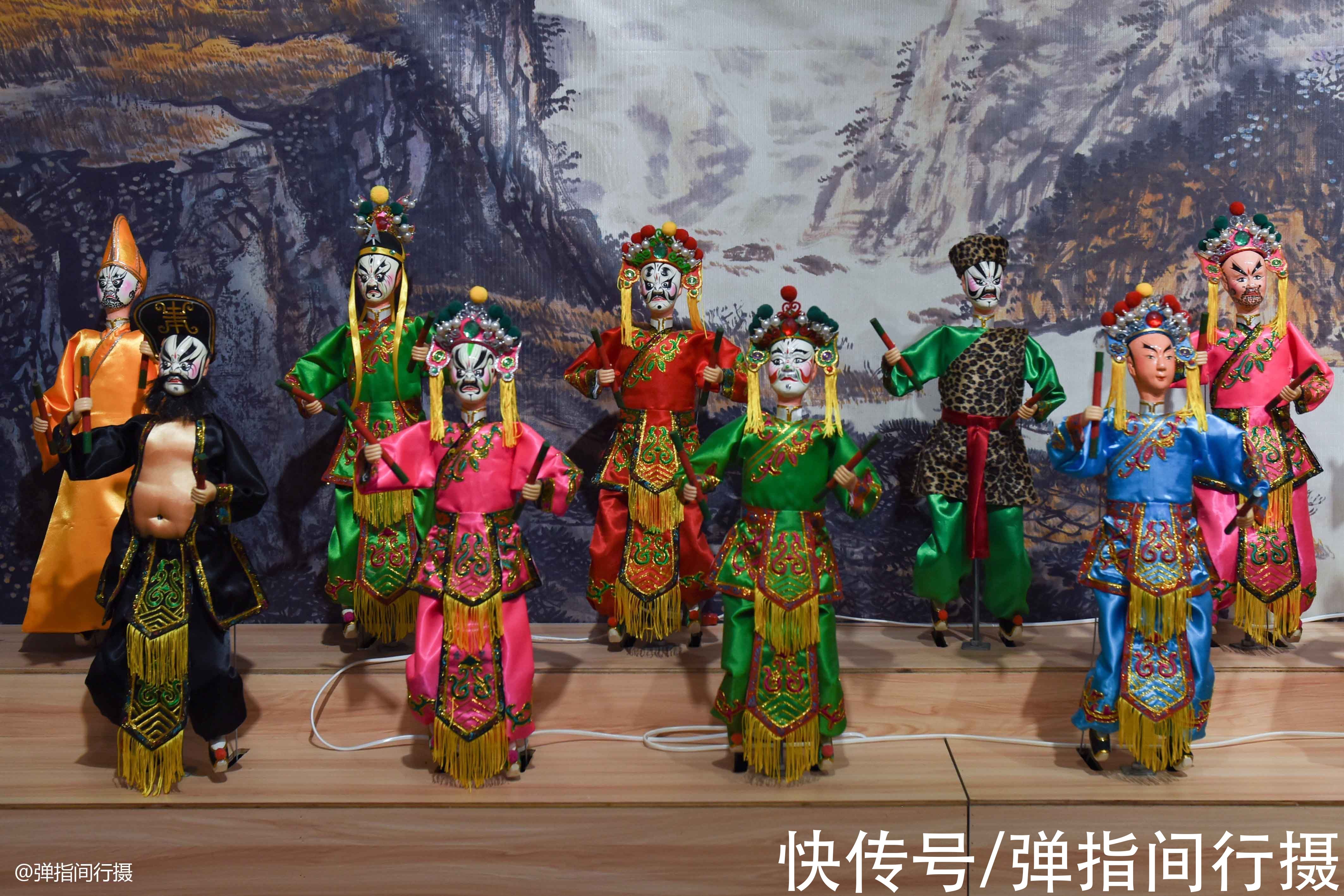 潮州@广东潮州木偶戏艺人,因父亲一句遗愿,贷款办博物馆传承非遗文化