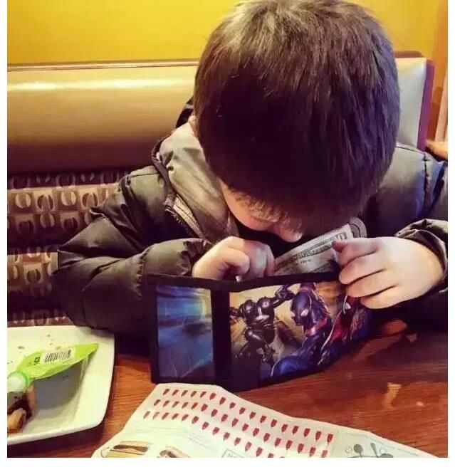 無需美貌，卻讓人一見傾心的“奇葩辯手”傅首爾，為何熱度不減？