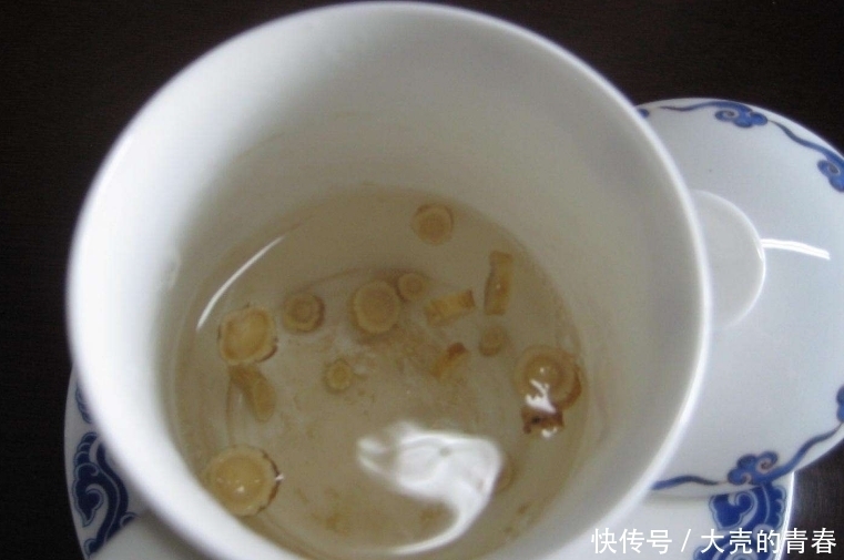 枸杞|黄芪和“一物”天作之合，坚持每天喝，养肝排毒，血栓可能绕远路