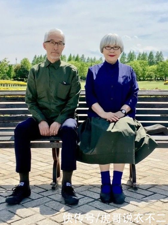 奶奶辈穿衣得体最重要，日本银发族们的夏日搭配，简洁舒适显气质