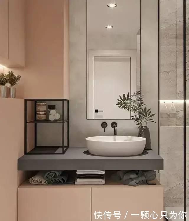 矮墙|卫生间做收纳,砌个10cm薄墙,什么都能放,一点不比壁龛差!