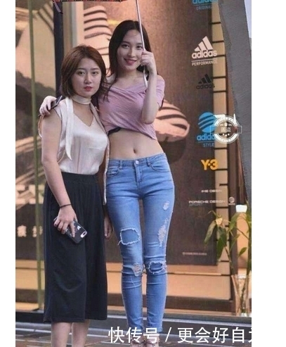 妹子|街拍:妹子,气质清纯,身材苗条性感又特别的时尚靓丽!