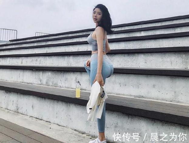 小清新 青春靓丽的打底裤美女，穿出优雅出众的身材！