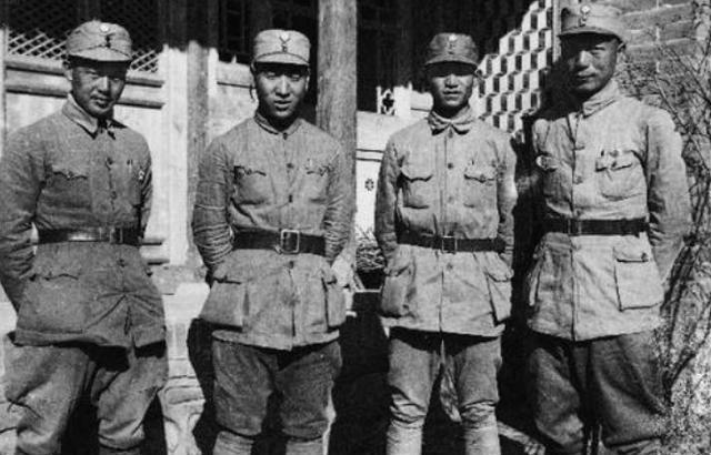 参谋长|他是红八军团军团长,115师参谋长,却携3万元叛逃,不逃至少大将