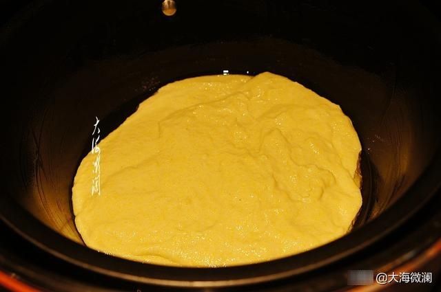 这饼手不沾面就能做,比蛋糕面包都好吃,上桌孩子抢着吃,真解馋